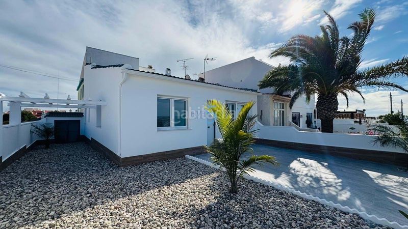 Foto 13ab7f5f-d423-495f-80a3-0ca6da56d215. Casa a Rojales