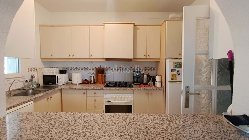 Foto 0cd3986d-8ebf-470c-a4c7-c59c65daf17e. Casa amb calefacció piscina a Benijófar