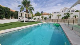 Maison  Calle venezuela. Lujosa y espaciosa villa independiente de 4 dormitorios y 2 baño