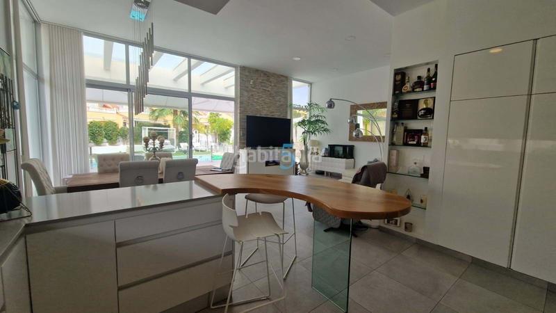 Foto af68ee5b-791d-43ce-aa06-1f102b11d58c. Casa amb calefacció aparcament piscina a Villamartín-Las Filipinas Orihuela