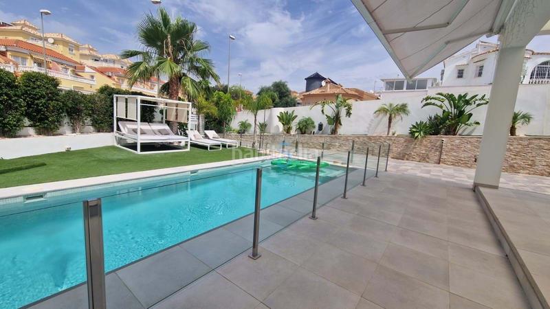 Foto bde7cca6-945a-4f3b-90d3-99ad2c0fcf9f. Casa amb calefacció aparcament piscina a Villamartín-Las Filipinas Orihuela