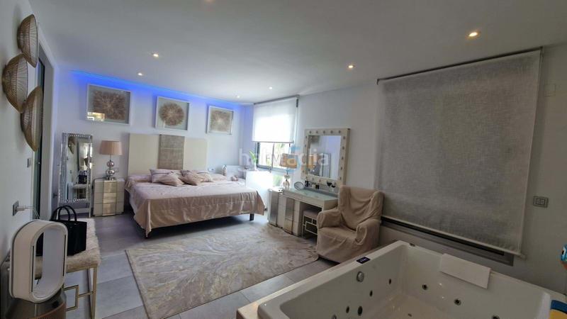 Foto fd192a1c-6ec9-4383-8b81-4c85e1201800. Casa amb calefacció aparcament piscina a Villamartín-Las Filipinas Orihuela