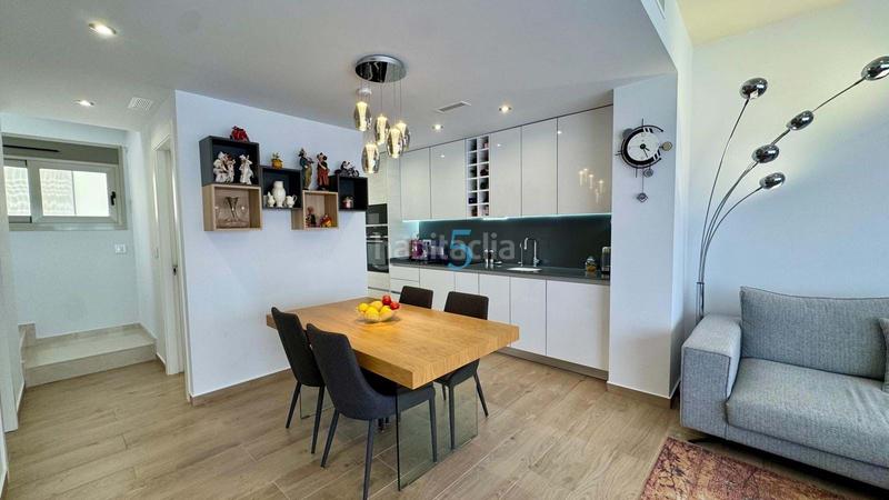 Foto 119b8779-7cd9-46e0-93d1-51d57d9abd81. Haus mit heizung pool in Los Almendros Orihuela