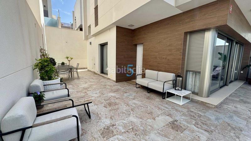 Foto bd50cee5-1f9a-49c9-a133-d1f92239624c. Haus mit heizung pool in Los Almendros Orihuela