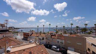 Pis  Calle isaac peral. Hermoso apartamento espacioso en el primer piso de 3 dormitorios