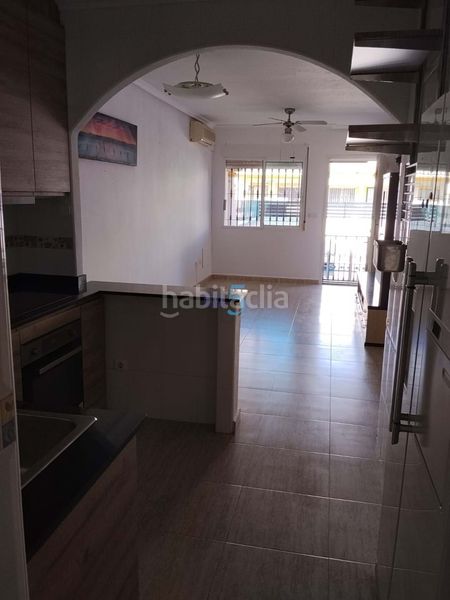 Foto 535e02ec-1ec8-493d-8fd9-e3a4204480fa. Casa adossada amb calefacció piscina a Daya Nueva