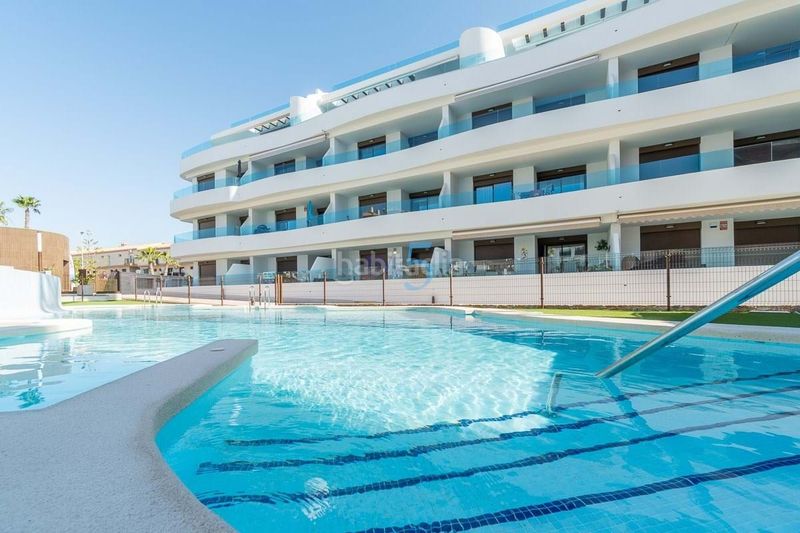 Foto 32b73dba-60a6-4ca2-af4f-2fa2ae8d816a. Pis amb piscina a Playa Flamenca Orihuela