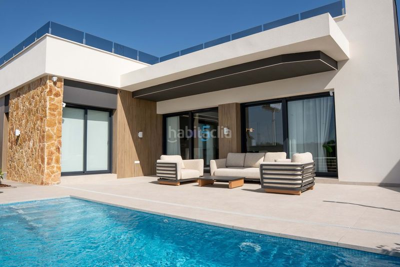 Foto caea74b0-8718-4079-b051-78b7766312b6. Casa a Rojales