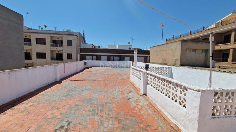 Foto dbf622e8-9a1c-4133-ae80-ccb2193536a1. Maison jumelée avec parking dans Rojales