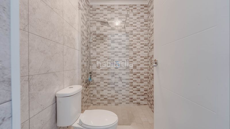 Foto 7e2d5e97-81bc-4f37-a738-4384d328f835. Casa amb piscina a Zona Carrefour - Urbanizaciones Torrevieja