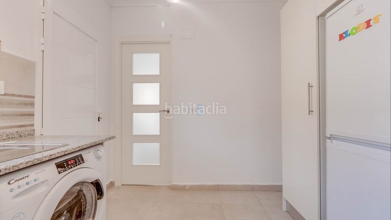 Foto d945b29d-3f78-4cb1-afc7-38bb61796fa3. Casa amb piscina a Zona Carrefour - Urbanizaciones Torrevieja