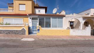 Casa  Calle hito blue lagoon  san miguel. Este encantador bungalow de dos dormitorios se encuentra en el c