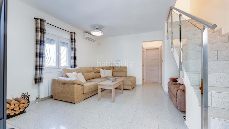 Foto 068656bc-cbd7-41db-b83c-ca65e4d78497. Casa amb calefacció piscina a Benijófar