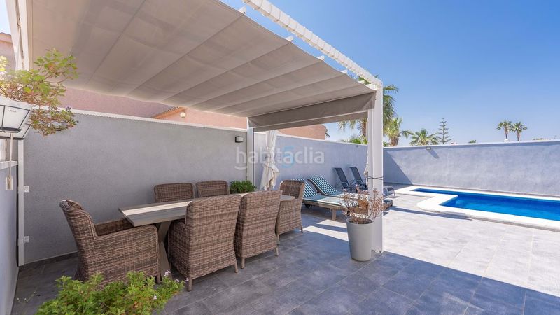 Foto 15850f7e-027c-4541-b2fa-b38e53ae31e2. Casa amb calefacció piscina a Benijófar