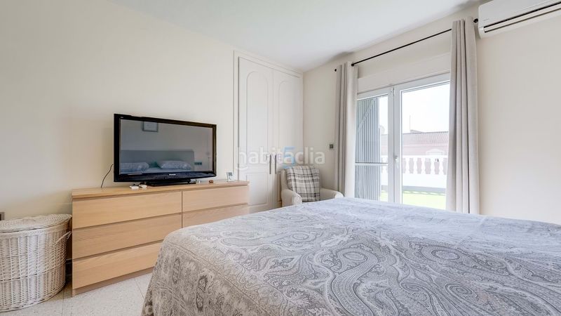 Foto 944f3b02-645e-4f5f-b37e-9eef5d2c20f8. Casa amb calefacció piscina a Benijófar