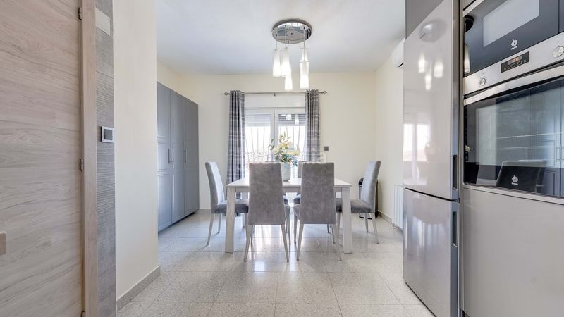 Foto f2b946a7-af46-45be-946e-14f4f4991ebf. Casa amb calefacció piscina a Benijófar