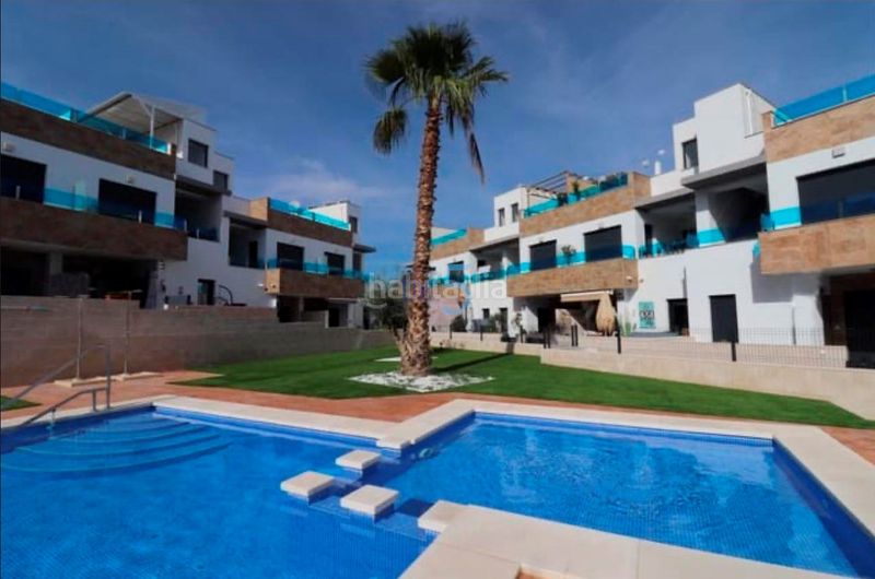 Foto cb1f052b-185f-420b-ae1d-37aabb34a199. Pis amb piscina a Bigastro
