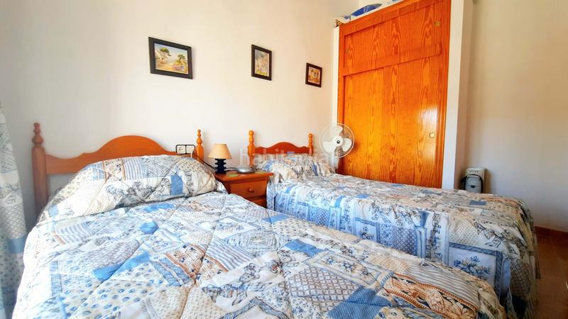 Foto ae7dbe5d-3155-41de-888e-f2596b5fda58. Casa adossada a Centro Alcázares (Los)