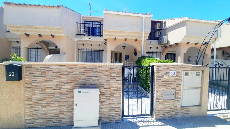 Foto e8705c63-d06b-4659-813b-d9fb433c6a1e. Casa adossada a Centro Alcázares (Los)