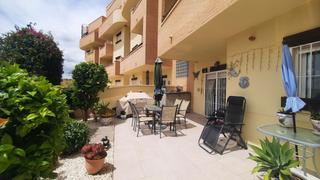 Pis  Avenida de los villares b. Amplio apartamento en planta baja de 3 dormitorios y 2 baños con