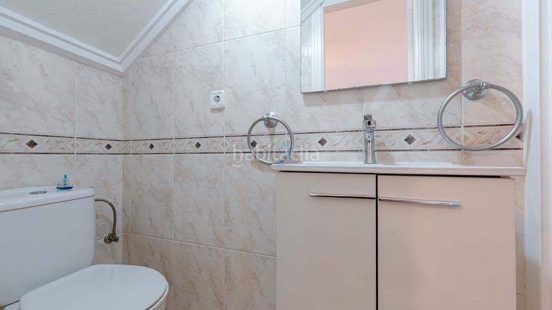 Foto 0a0af715-c76d-4e28-bfa9-63a3bf31de3c. Casa adossada amb calefacció piscina a Rojales