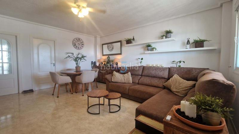 Foto 1f1cc96d-4070-4578-b0e7-b85a2b94bb14. Casa adossada amb calefacció piscina a Rojales