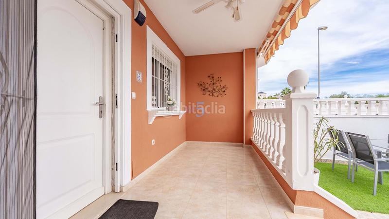 Foto 875c7679-5358-4af3-9f29-07f04b435bd7. Casa adossada amb calefacció piscina a Rojales