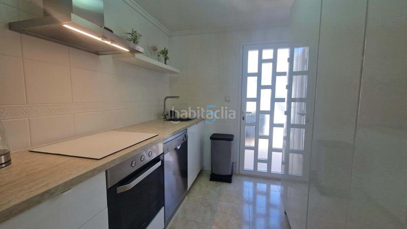 Foto 9b13983c-9a8a-4ee9-9fb1-fe74b3964ff2. Casa adossada amb calefacció piscina a Rojales