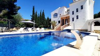 Maison  Calle mimosa. Chalet independiente muy espacioso y privado de 4 dormitorios y