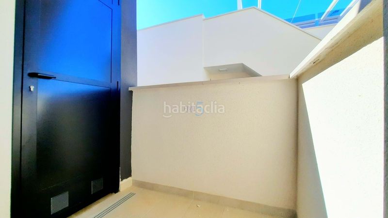 Foto b0eb1ee1-de3a-48f6-8707-0da4a8a8faed. Pis amb calefacció piscina a La Florida Orihuela
