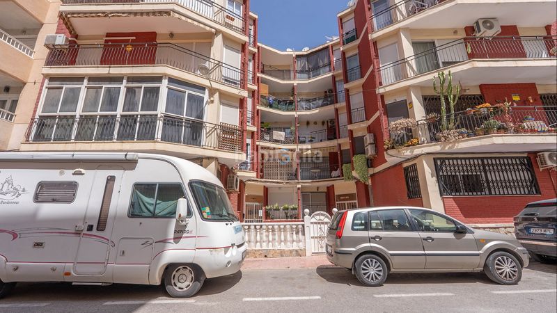 Foto 95a20385-8c95-45dd-92aa-12356697be38. Pis a Zona Playa de los Locos Torrevieja