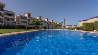 Pis a Los Balcones y los Altos. Este precioso apartamento de dos habitaciones y un baño está ide
