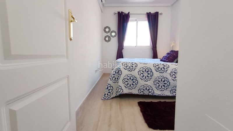 Foto 371a1d78-b019-4153-826a-3dd85d2bd536. Pis amb calefacció piscina a Rojales