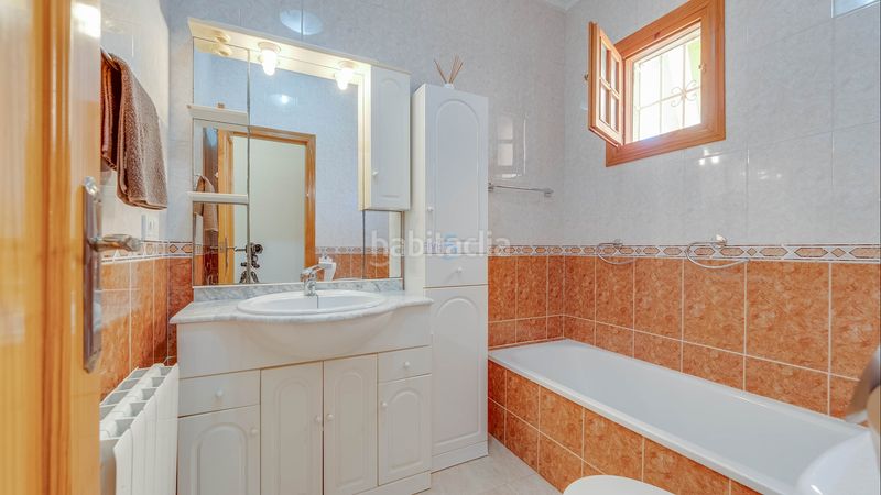 Foto 1924d7c9-7501-4075-aa1f-2880709f9e28. Casa amb piscina a Benijófar