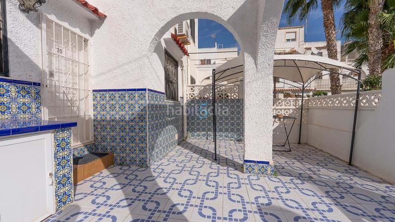 Foto 5177aff9-8471-4978-933f-0c0c77baf690. Casa adossada amb piscina a nueva Torrevieja Torrevieja