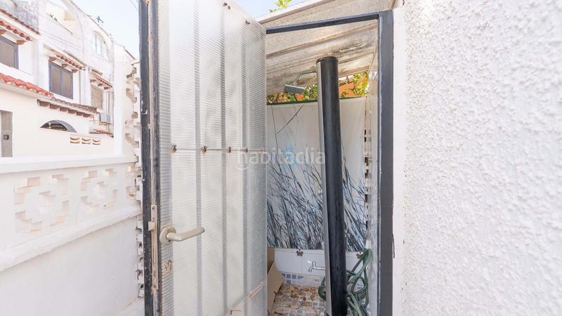 Foto 99169dc3-7ea8-48f0-bc3d-8cc3d1ef6d98. Casa adossada amb piscina a nueva Torrevieja Torrevieja