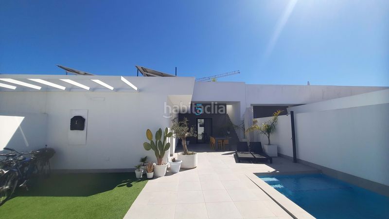 Foto eacdcd26-34d5-4484-bf09-cad833c65405. Casa amb piscina a Roldán Torre - Pacheco