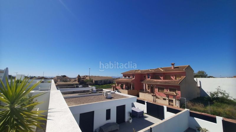 Foto ed480e9b-f61e-4e85-83b2-b84de927dd0b. Casa amb piscina a Roldán Torre - Pacheco