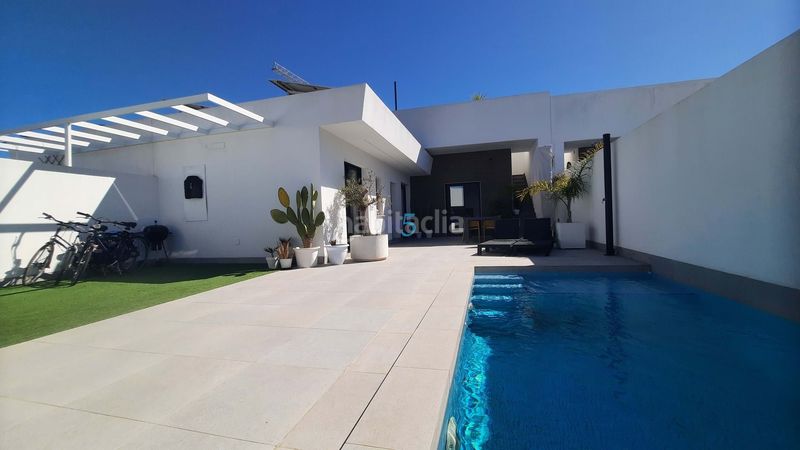 Foto eeeb45ec-71f4-42d7-b9b8-e3814b348fdf. Casa amb piscina a Roldán Torre - Pacheco