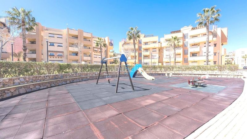 Foto 2fb97d76-9e7e-4f66-8f4a-f58f9ce6d10f. Pis amb calefacció piscina a Gea y Truyols Murcia
