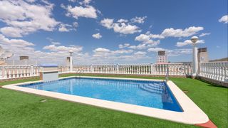 Pis a Formentera del Segura. Amplio apartamento de 2 dormitorios y 2 baños en la planta baja,