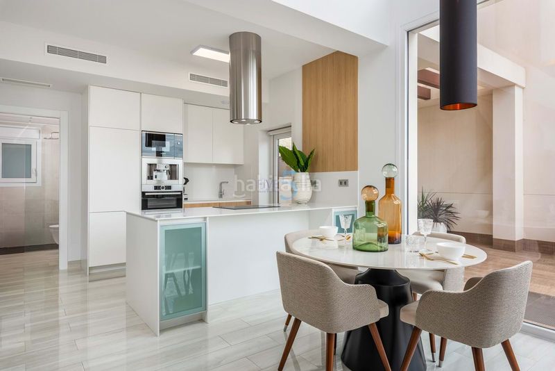 Foto 9db64367-ce48-405f-9f40-14381af79866. Casa amb aparcament a Rojales