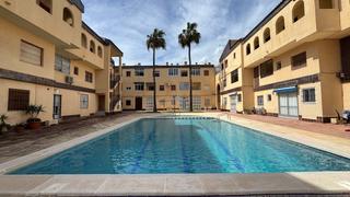 Àtic  Calle estrellita de mar b. Este apartamento de dos dormitorios y dos baños en el último pis