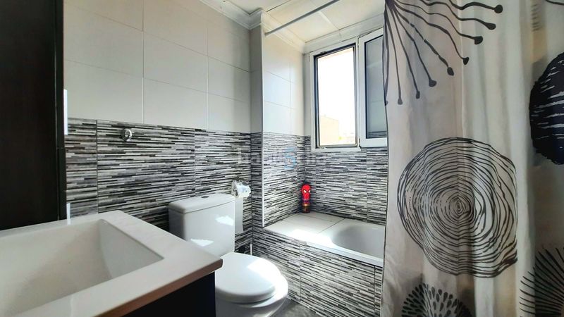 Foto 2c6fe36c-58fe-4a6b-af18-636487e6da94. Pis a Almoradí