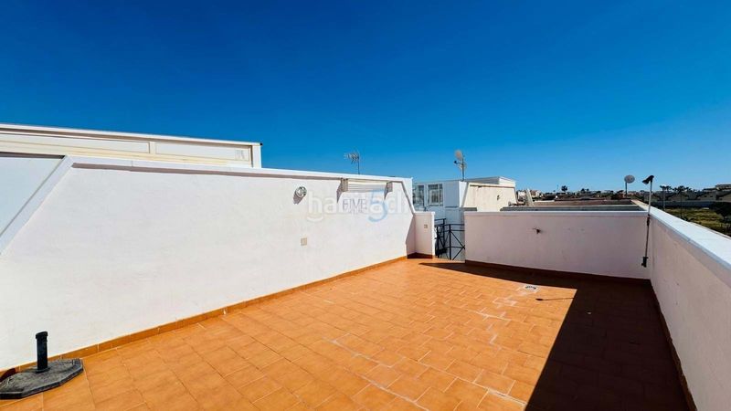 Foto fb2174ee-7f99-44b0-be36-8650d347f3be. Pis amb piscina a La Florida Orihuela