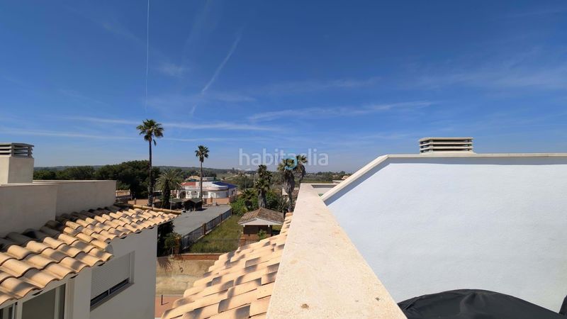 Foto a54a9643-2e43-47eb-83b7-f98c673738f0. Pis amb aparcament piscina a La Marina Elche / Elx