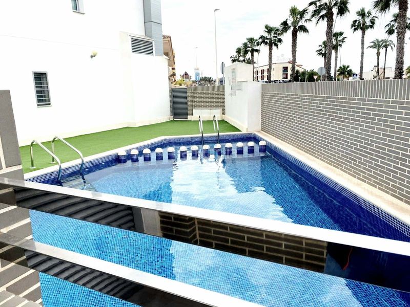 Foto eab1eda4-bc32-4463-819a-8b18d58a1d0c. Pis amb calefacció aparcament piscina a Los Narejos_Punta Calera Alcázares (Los)