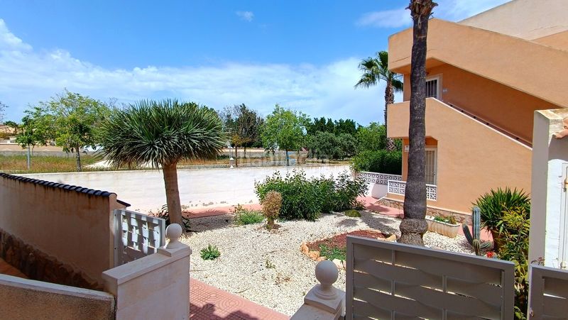 Foto 72321cd3-afbd-4c17-8869-204b4857f44a. Pis amb calefacció piscina a Rojales