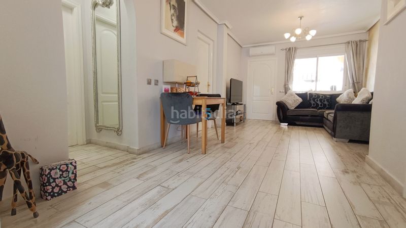 Foto 7614778d-f838-42fb-b73f-86e740363496. Pis amb calefacció piscina a Rojales