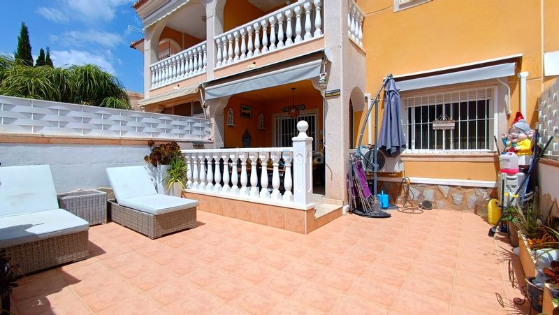 Foto a796555d-326c-4864-9044-8953f8c09760. Pis amb calefacció piscina a Rojales